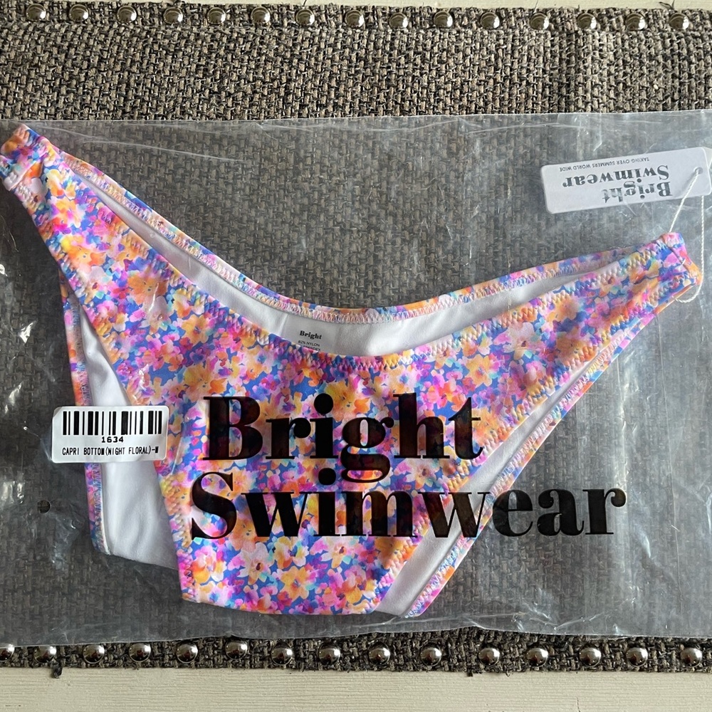 Bright swimwear bottoms